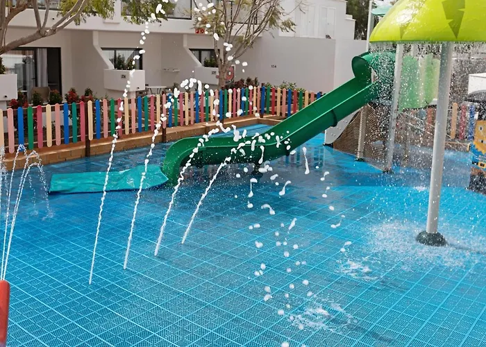 Thb Flora Hotel 3*