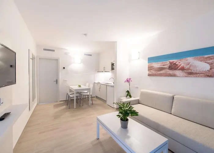 Otel Thb Flora Puerto del Carmen (Lanzarote)